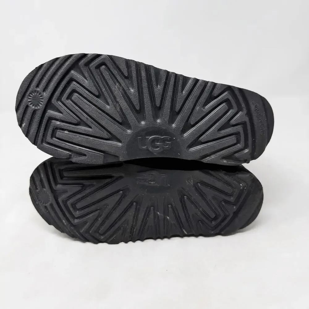 [UGG] Black Classic II Waterproof Suede Winter Boots Cozy Shearling Kids Size 3
